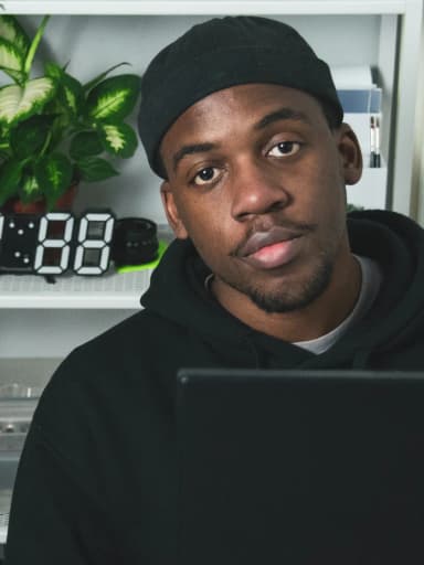 Portrait de Alain Joël Amvane Meyo